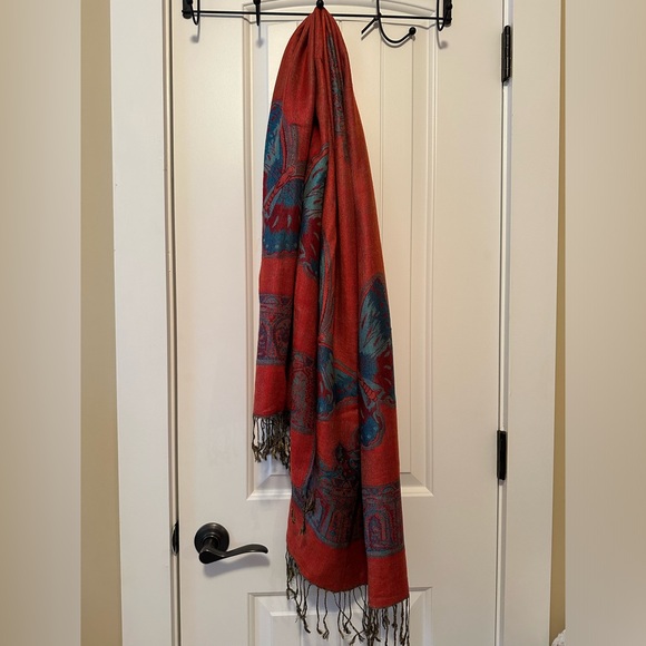 Gorgeous Pashmina Colorful Butterfly Scarf - Picture 2 of 4